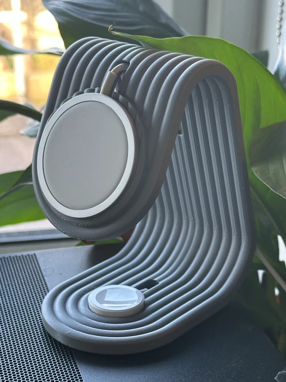 iPhone and Apple Watch Charging Stand